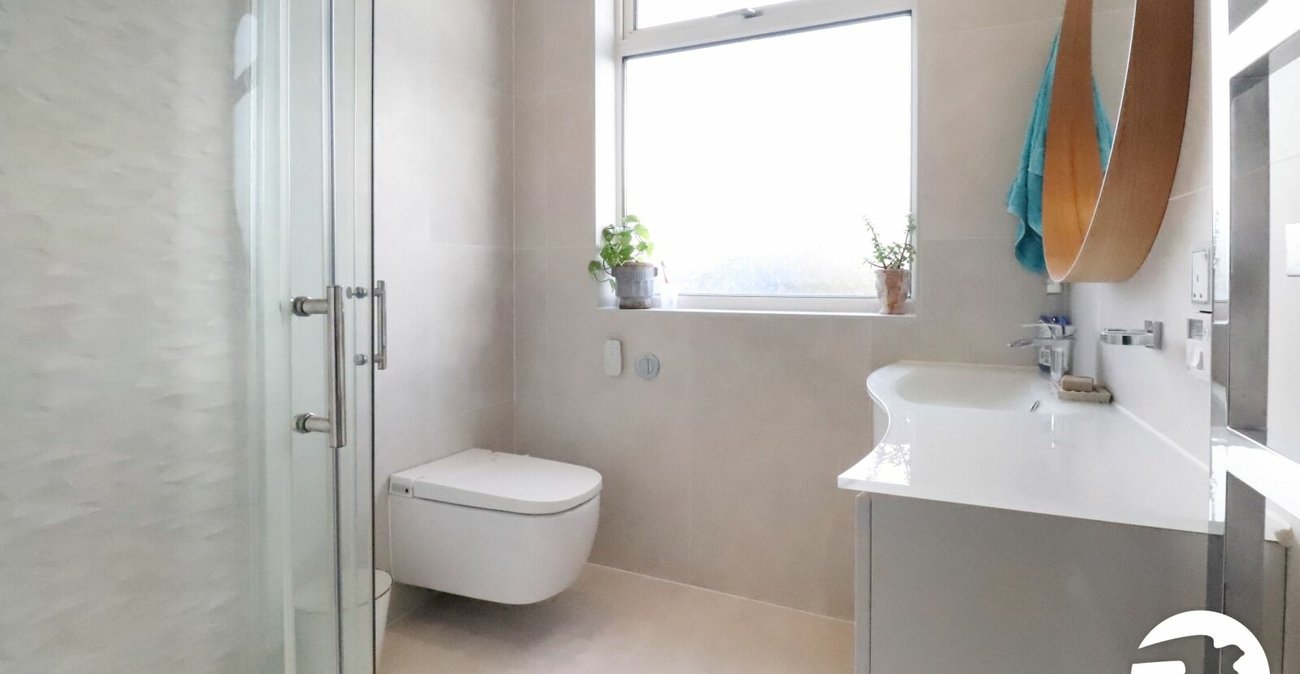 4 bedroom house for sale in Bexleyheath | Robinson Jackson