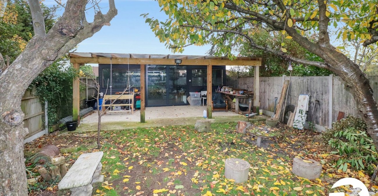 4 bedroom house for sale in Bexleyheath | Robinson Jackson