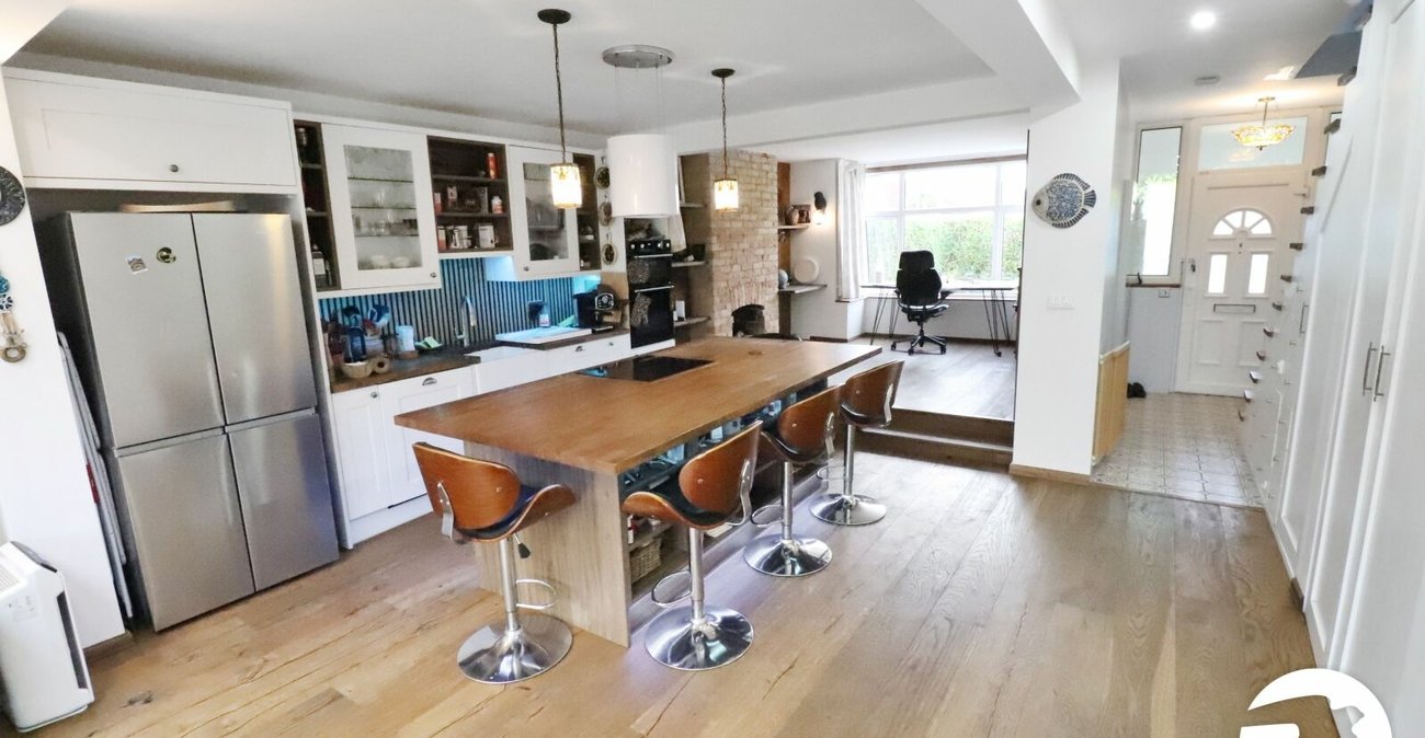 4 bedroom house for sale in Bexleyheath | Robinson Jackson