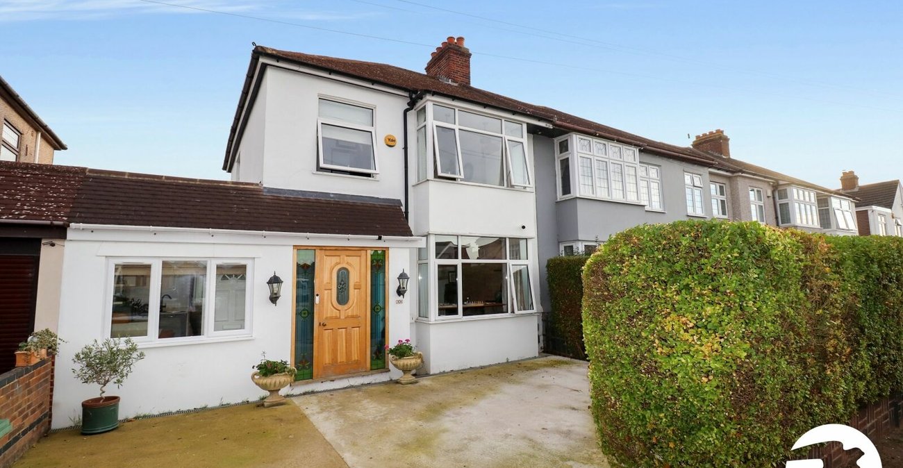 4 bedroom house for sale in Bexleyheath | Robinson Jackson