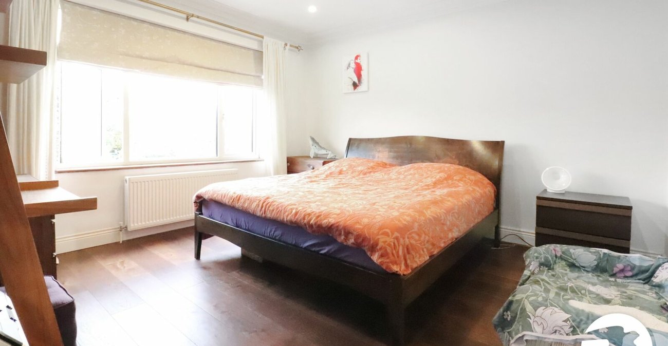 4 bedroom house for sale in Bexleyheath | Robinson Jackson
