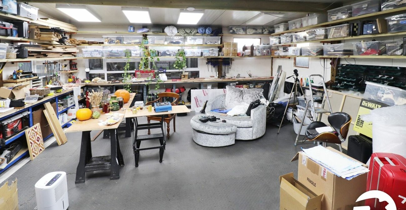 4 bedroom house for sale in Bexleyheath | Robinson Jackson