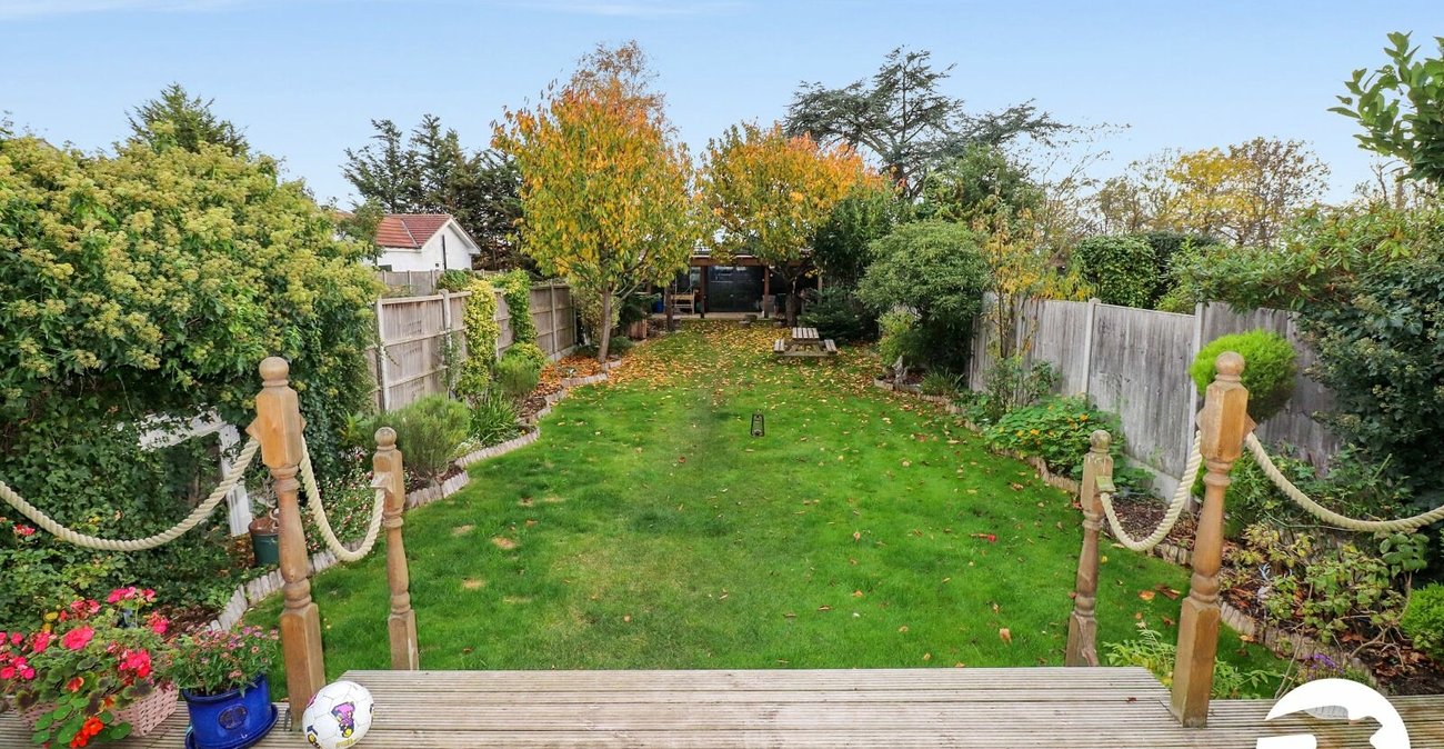 4 bedroom house for sale in Bexleyheath | Robinson Jackson