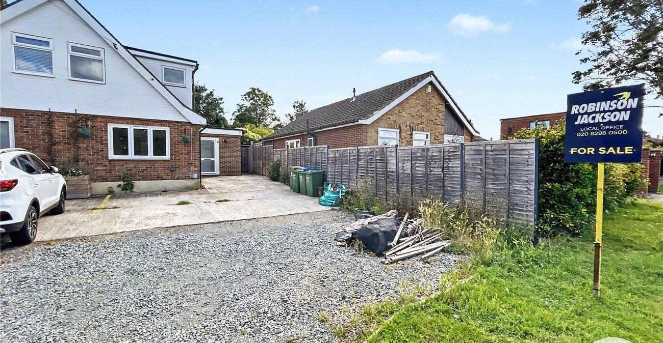 4 bedroom house for sale in Honeyden Road | Robinson Jackson