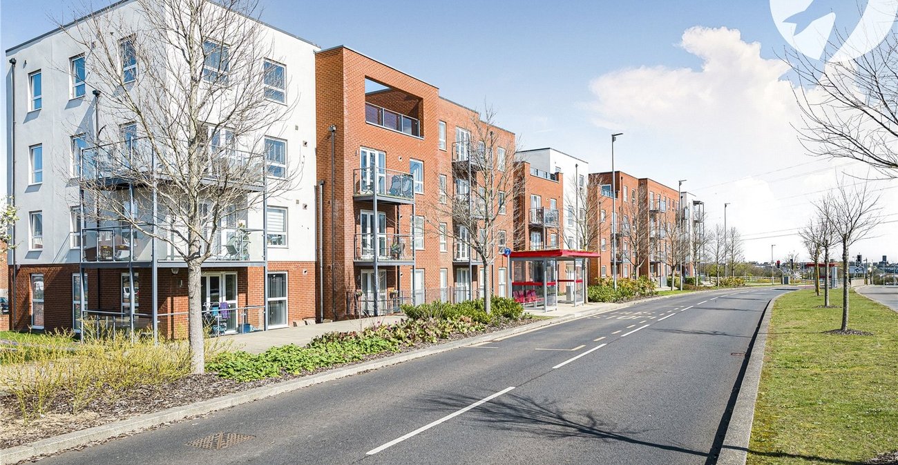 1 bedroom property for sale in Castle Hill | Robinson Jackson
