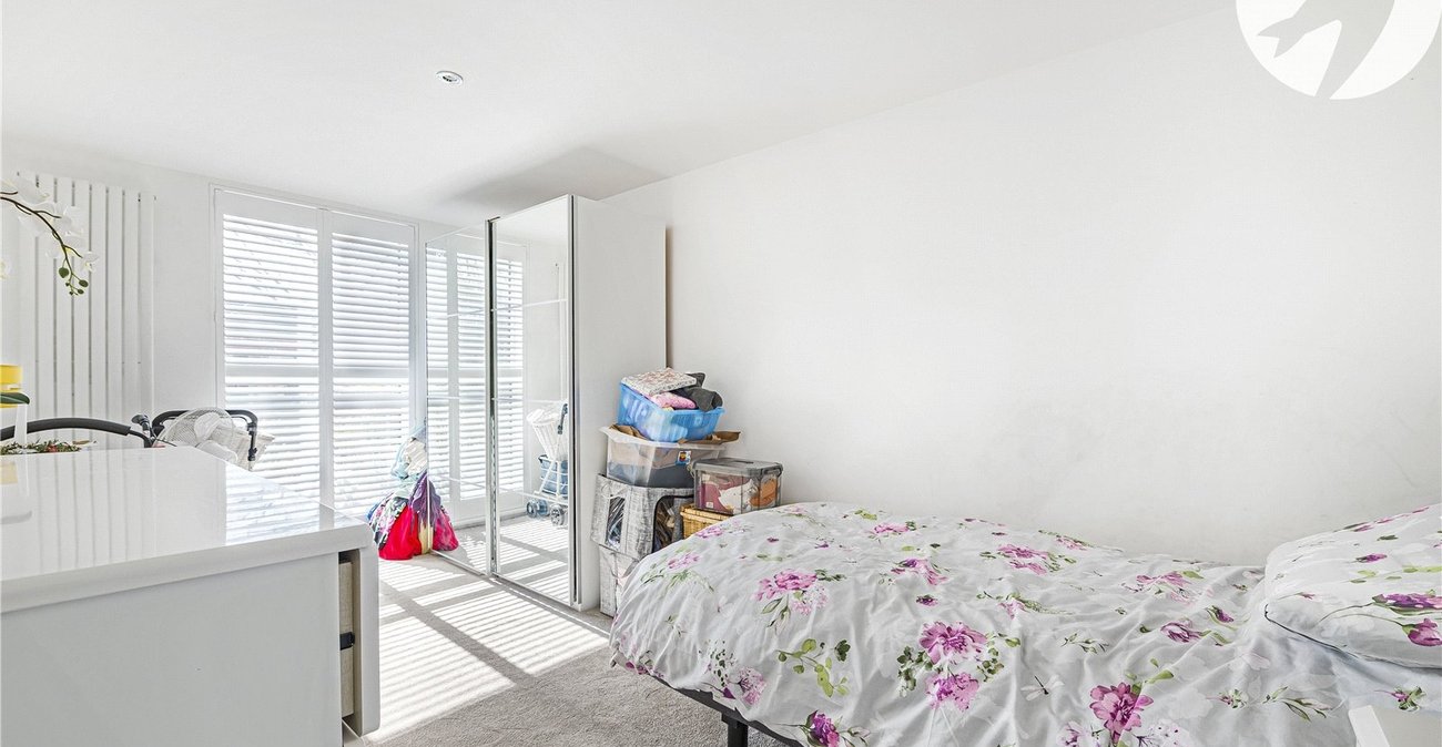 1 bedroom property for sale in Castle Hill | Robinson Jackson