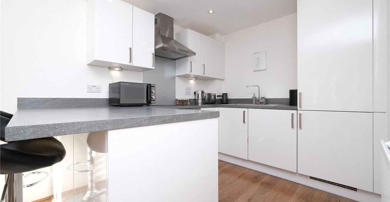 1 bedroom property for sale in Castle Hill | Robinson Jackson