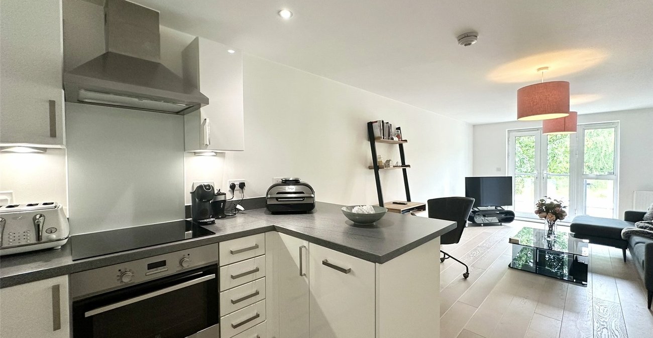 1 bedroom property for sale in Castle Hill | Robinson Jackson