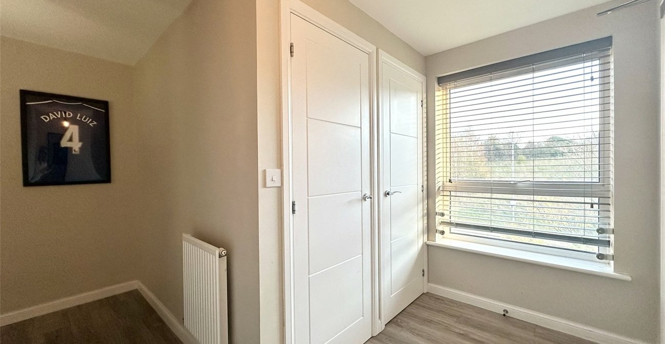 2 bedroom property for sale in Castle Hill | Robinson Jackson