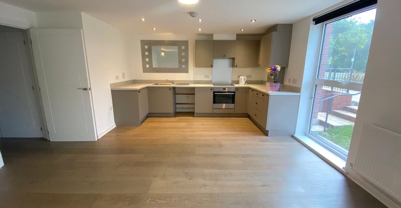 2 bedroom property for sale in Castle Hill | Robinson Jackson