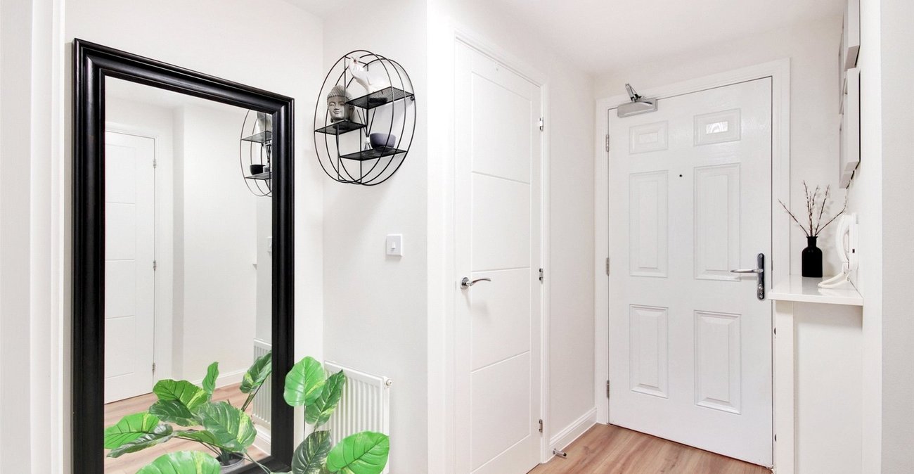 1 bedroom property for sale in Castle Hill | Robinson Jackson