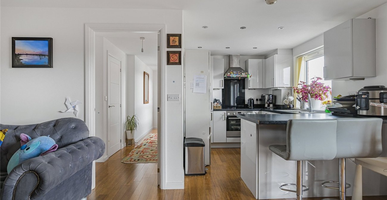 2 bedroom property for sale in Castle Hill | Robinson Jackson