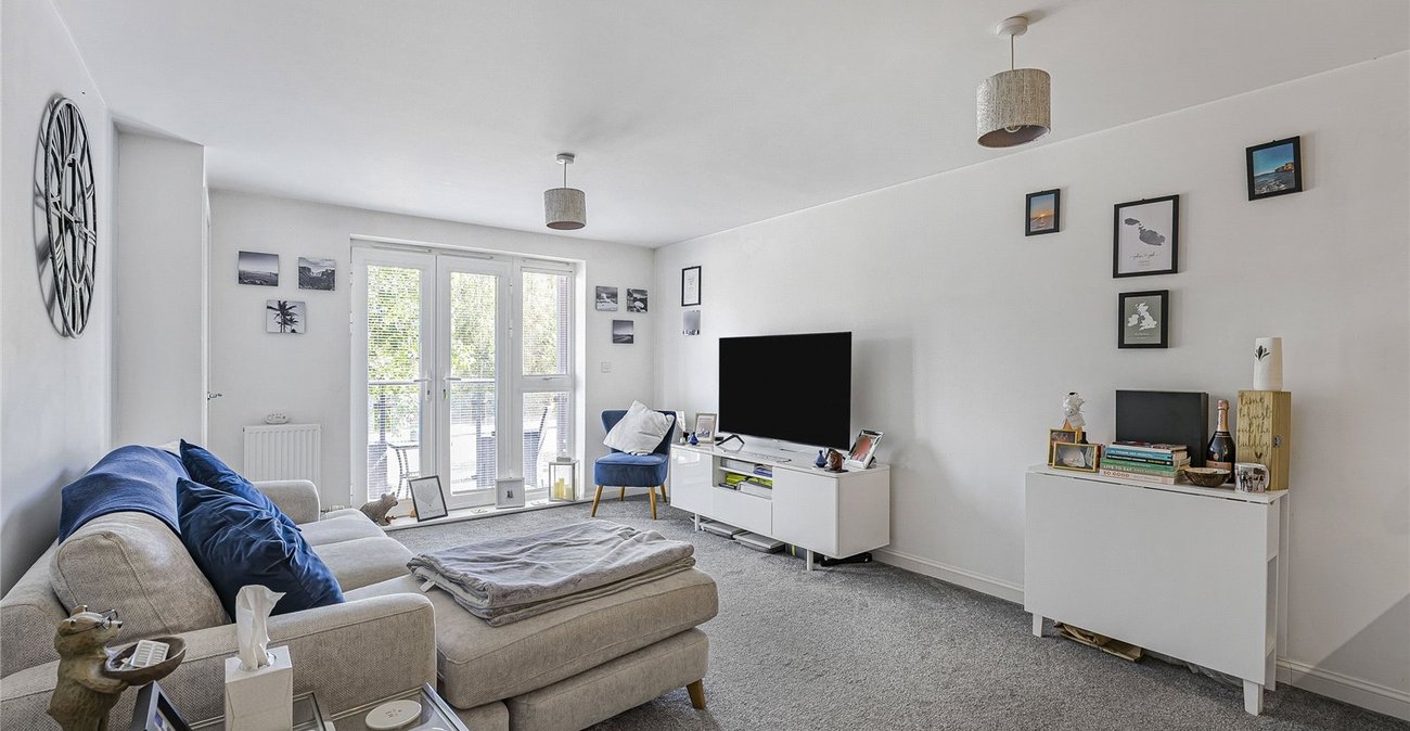 1 bedroom property for sale in Castle Hill | Robinson Jackson