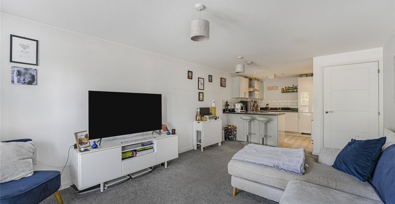 1 bedroom property for sale in Castle Hill | Robinson Jackson
