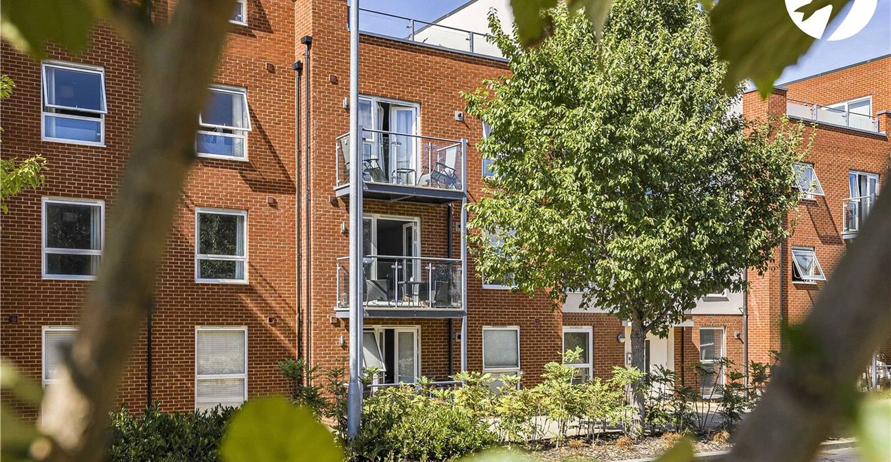 1 bedroom property for sale in Castle Hill | Robinson Jackson