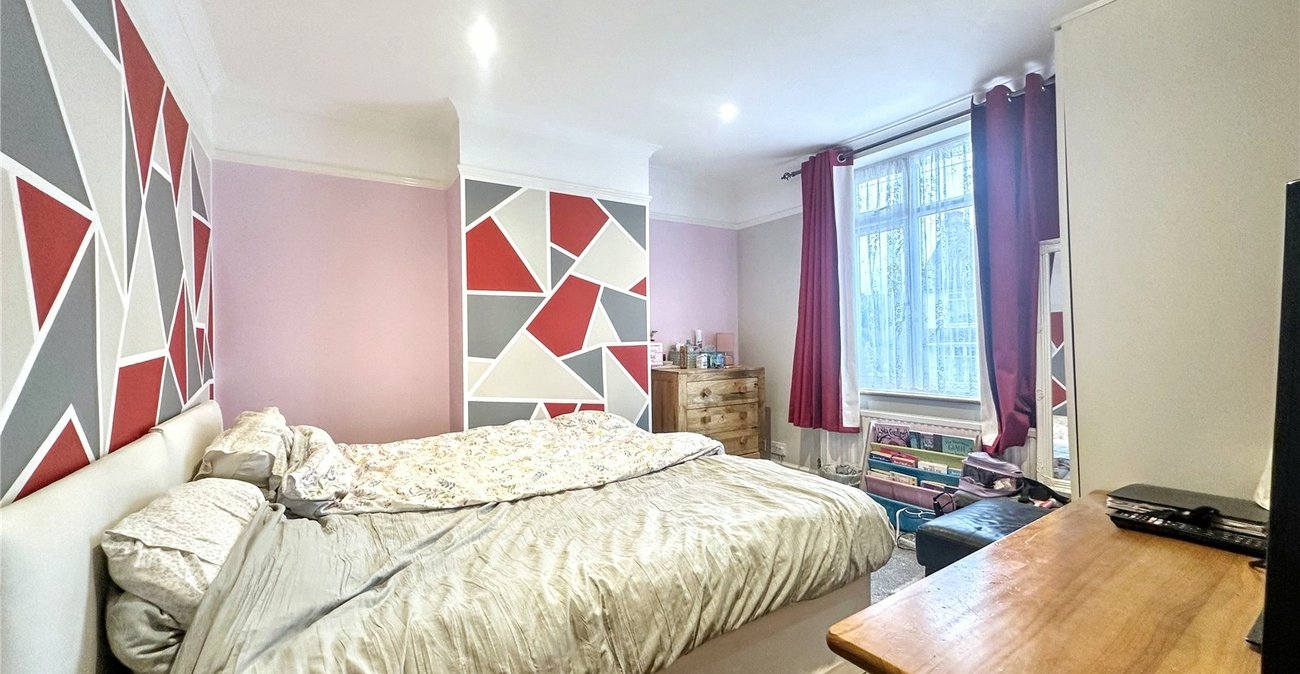 3 bedroom house for sale in Twydall | Robinson Michael & Jackson