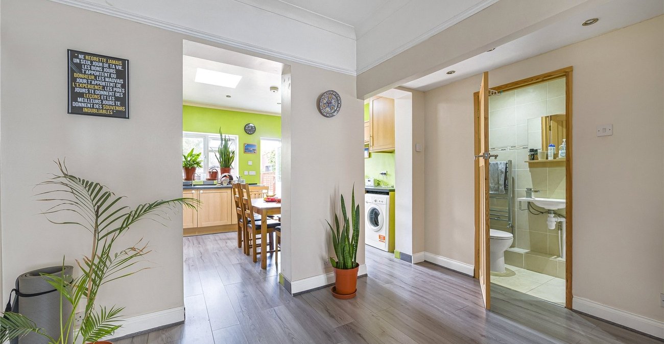 2 bedroom house for sale in Welling | Robinson Jackson
