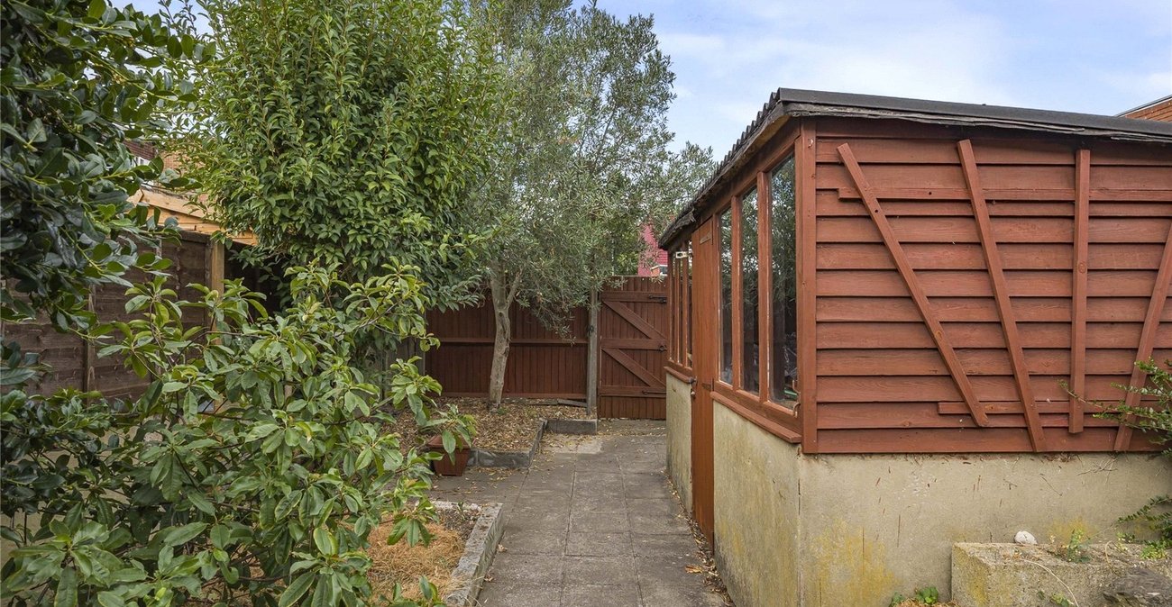 2 bedroom house for sale in Welling | Robinson Jackson