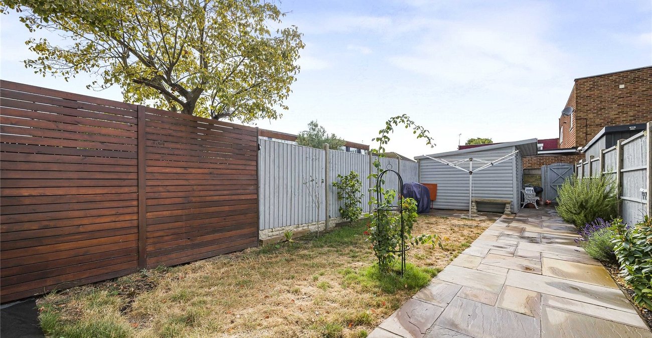2 bedroom house for sale in Welling | Robinson Jackson