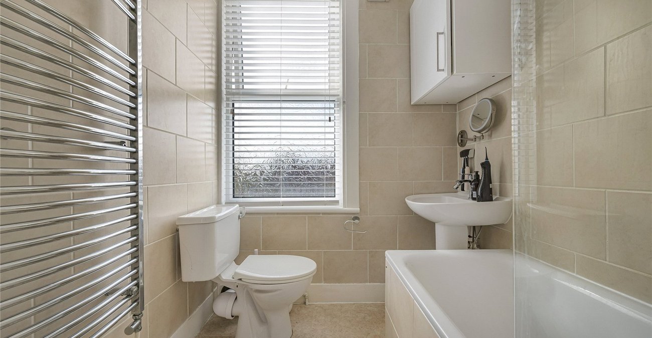 2 bedroom house for sale in Welling | Robinson Jackson