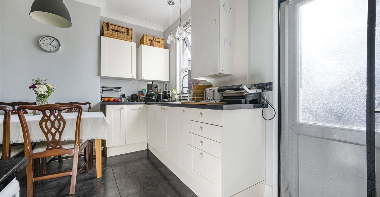 2 bedroom house for sale in Welling | Robinson Jackson