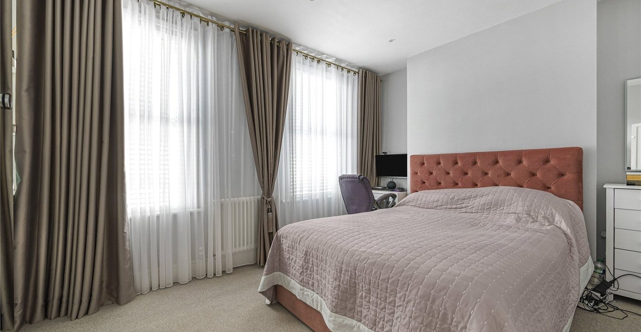 2 bedroom house for sale in Welling | Robinson Jackson
