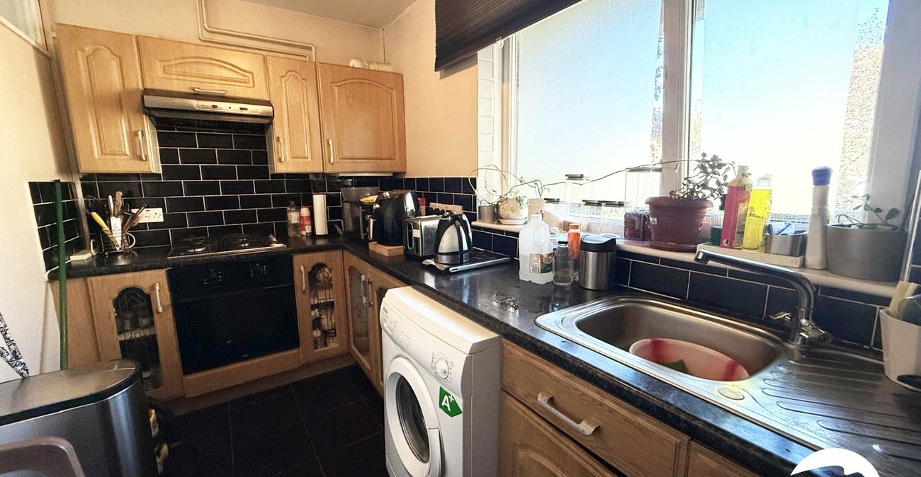 1 bedroom property for sale in London | Robinson Jackson