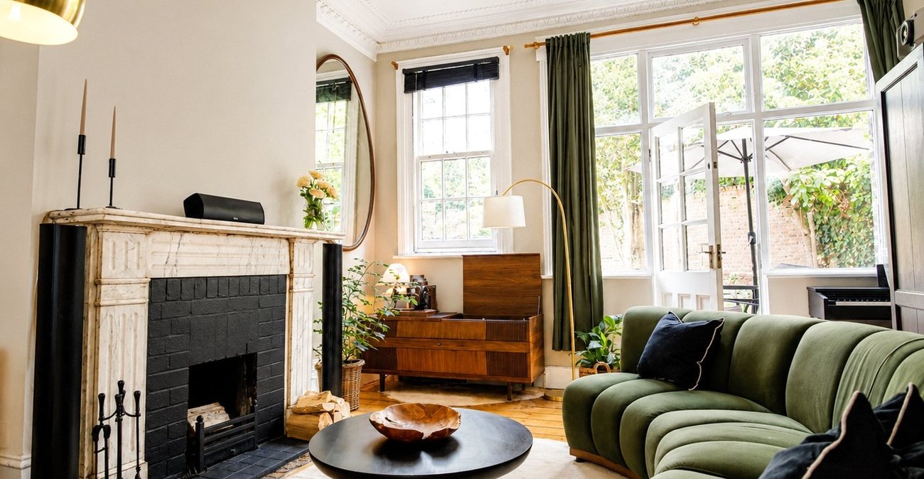 1 bedroom property for sale in London | Robinson Jackson
