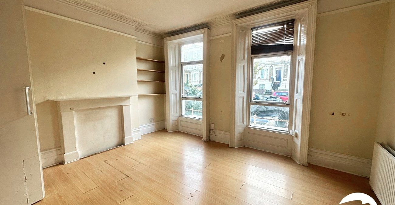 1 bedroom property for sale in London | Robinson Jackson