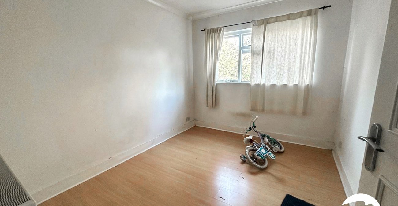 1 bedroom property for sale in London | Robinson Jackson