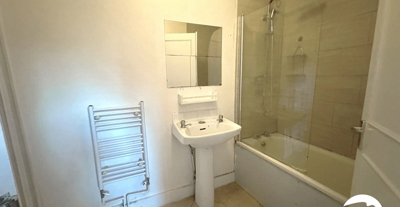 1 bedroom property for sale in London | Robinson Jackson