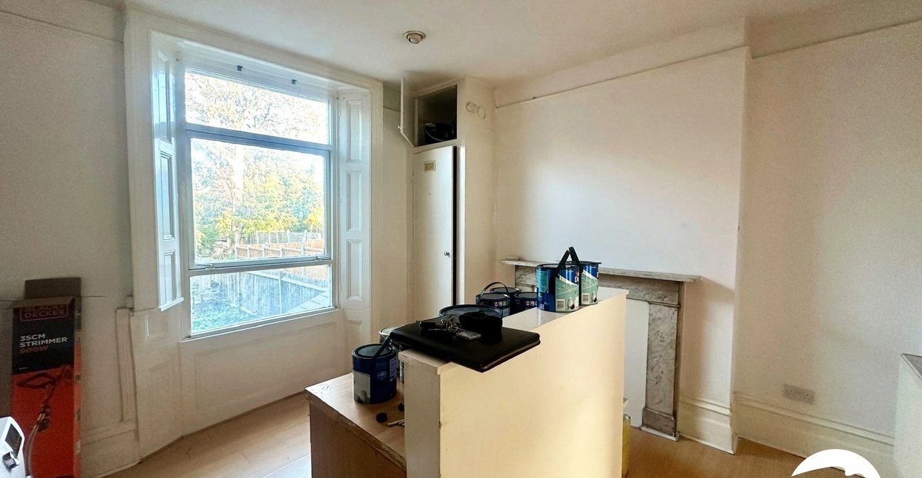 1 bedroom property for sale in London | Robinson Jackson
