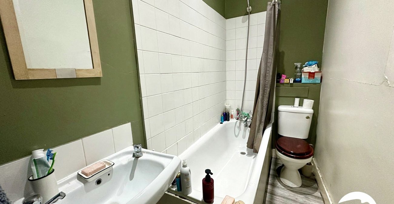 1 bedroom property for sale in London | Robinson Jackson