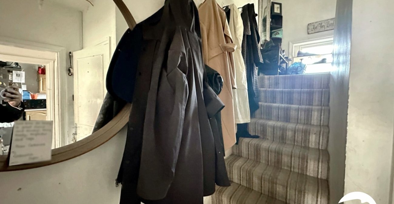 2 bedroom property for sale in London | Robinson Jackson