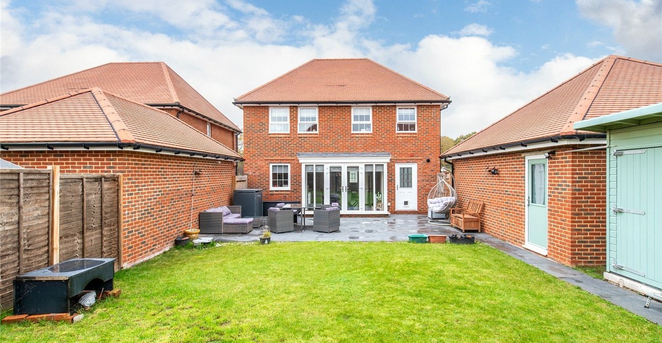 4 bedroom house for sale in Staplehurst | Robinson Michael & Jackson