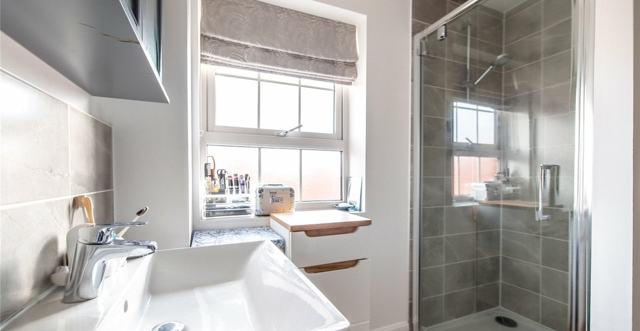 4 bedroom house for sale in Staplehurst | Robinson Michael & Jackson