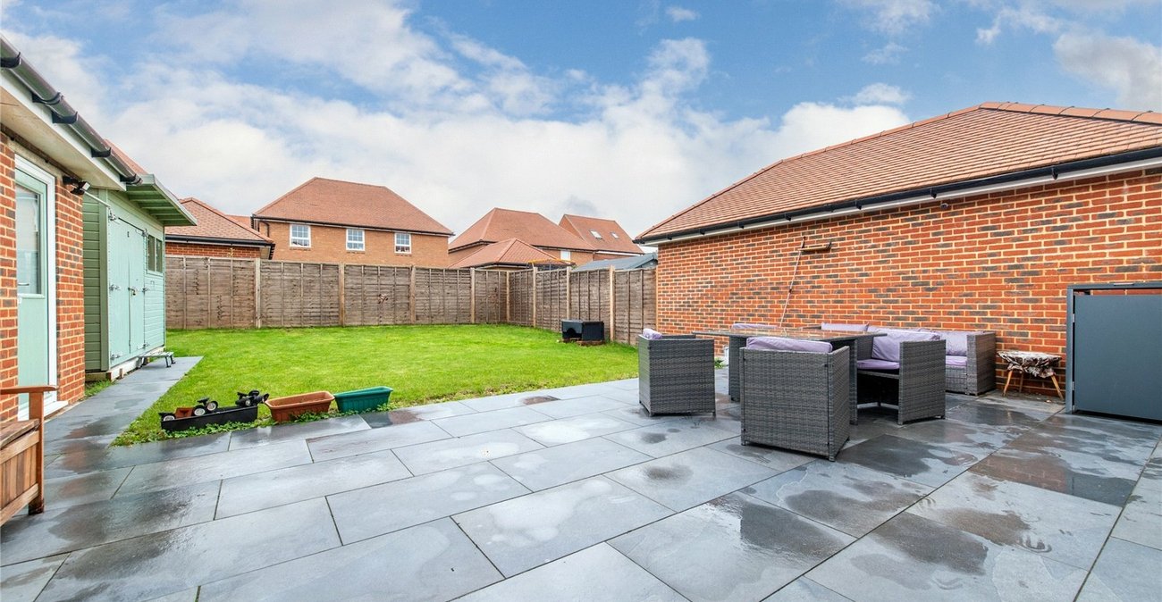 4 bedroom house for sale in Staplehurst | Robinson Michael & Jackson