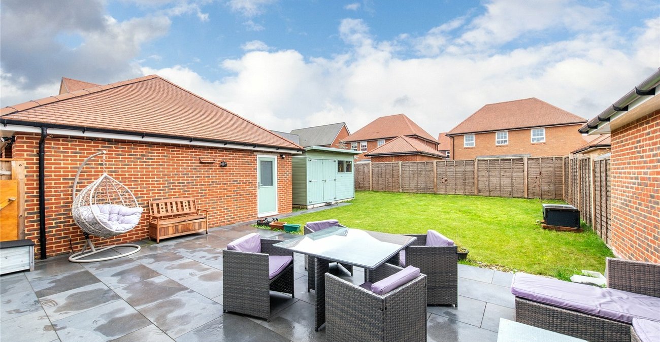 4 bedroom house for sale in Staplehurst | Robinson Michael & Jackson