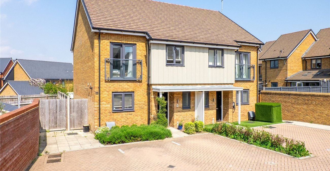 3 bedroom house for sale in Northfleet | Robinson Michael & Jackson