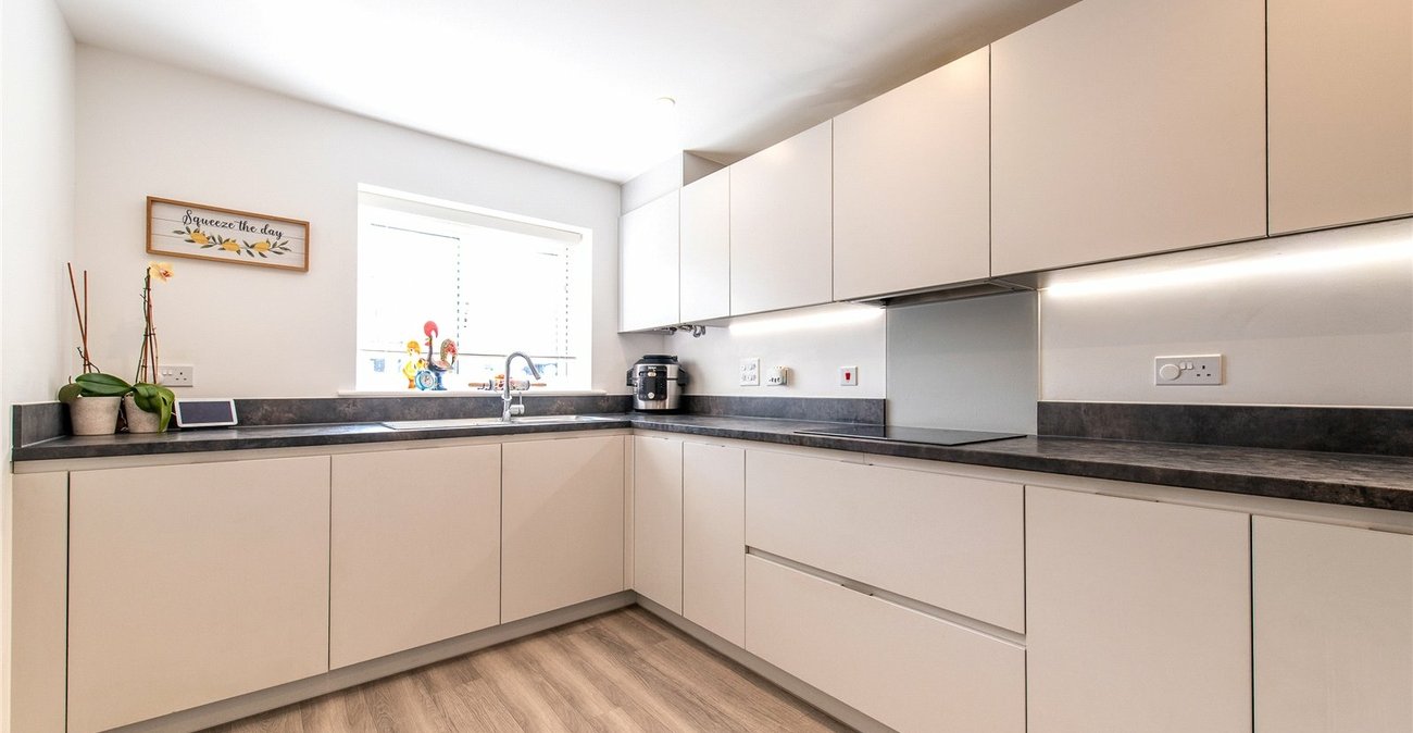 3 bedroom house for sale in Northfleet | Robinson Michael & Jackson