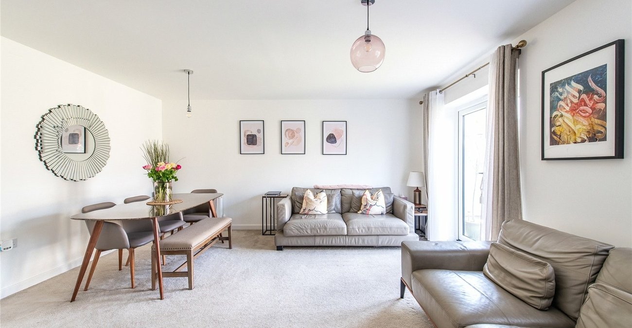 3 bedroom house for sale in Northfleet | Robinson Michael & Jackson