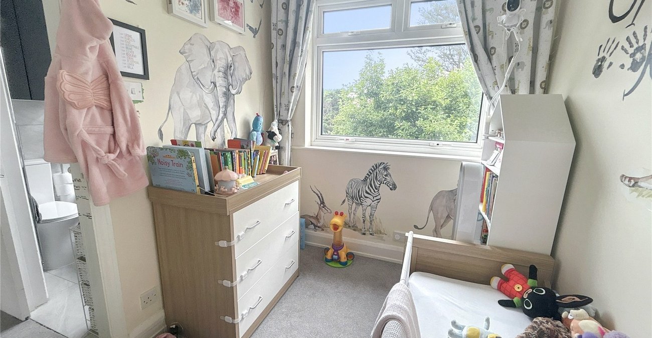 2 bedroom house for sale in Sidcup | Robinson Jackson