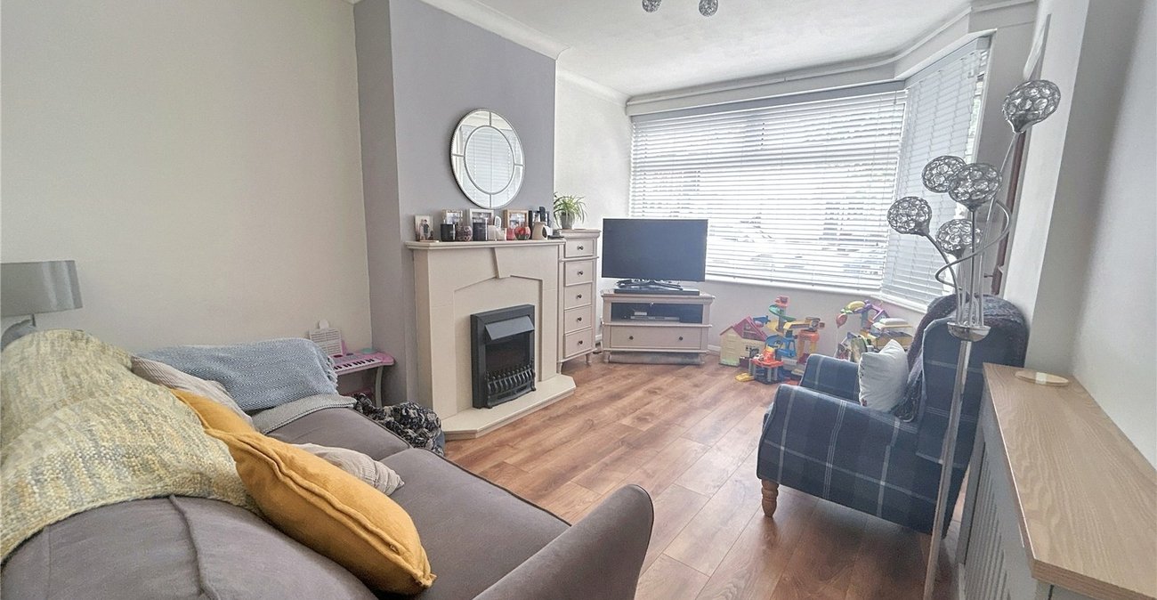 2 bedroom house for sale in Sidcup | Robinson Jackson