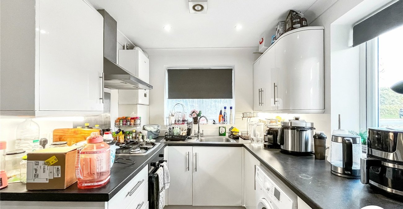 2 bedroom house for sale in Sittingbourne | Robinson Michael & Jackson