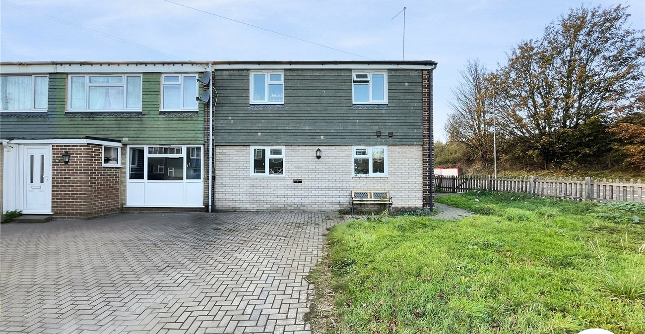 2 bedroom house for sale in Sittingbourne | Robinson Michael & Jackson