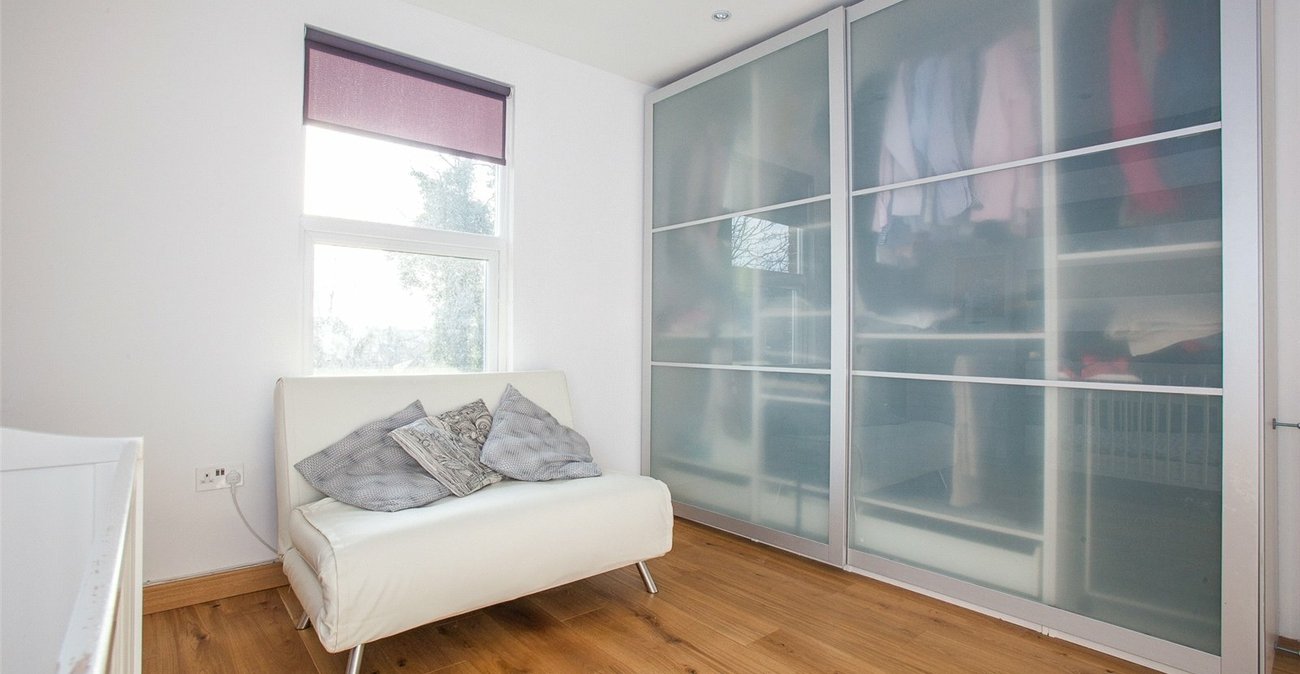 2 bedroom property for sale in Lewisham | Robinson Jackson