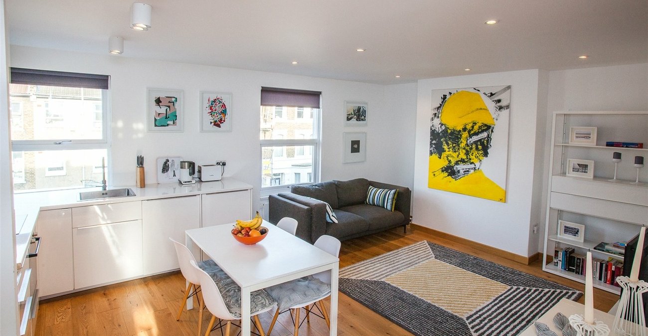 2 bedroom property for sale in Lewisham | Robinson Jackson