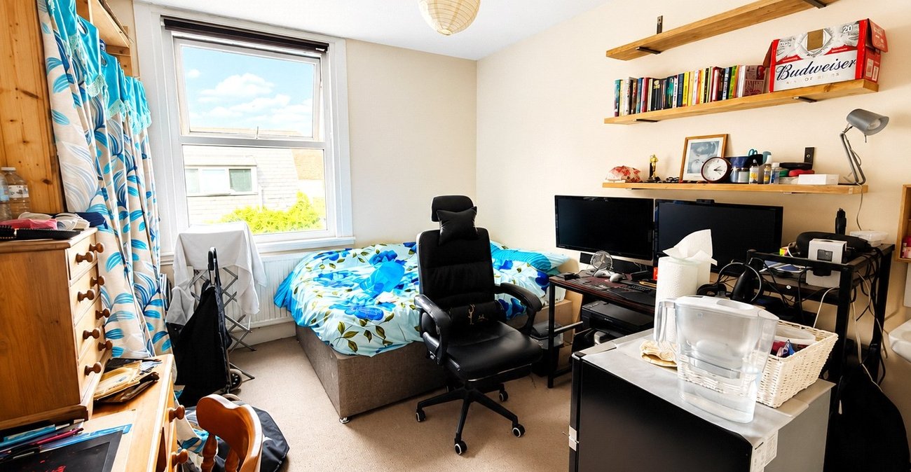 6 bedroom house for sale in London | Robinson Jackson