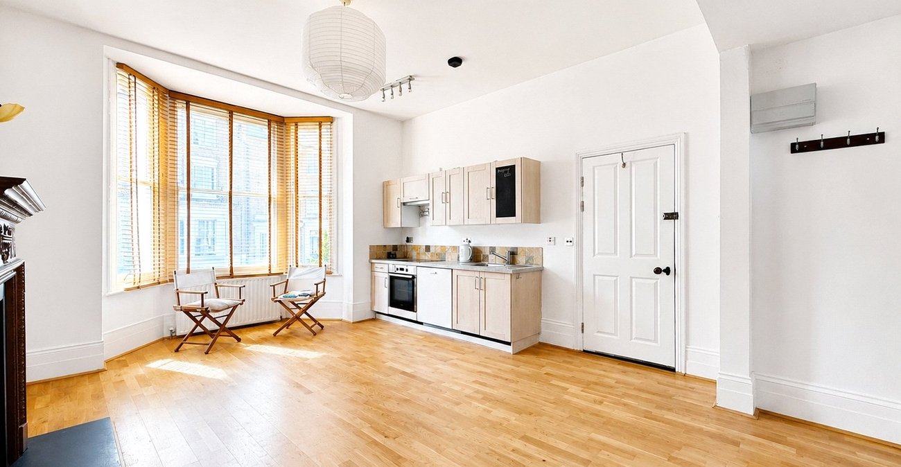 1 bedroom property for sale in London | Robinson Jackson