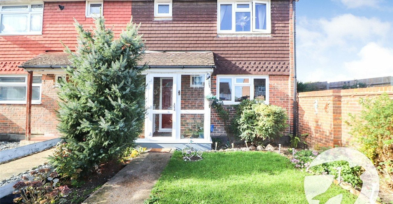 3 bedroom house for sale in Erith | Robinson Jackson